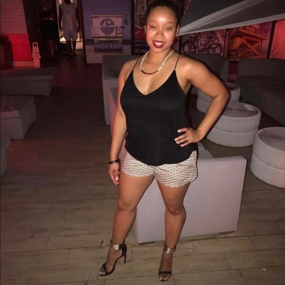 Meet your Posher, Kalihia - Picture 1 of 1